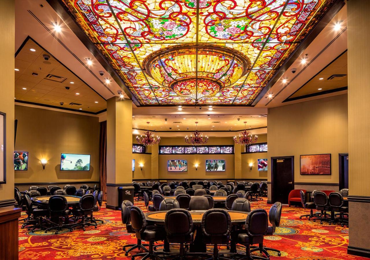 Silver Legacy Reno Resort Casino At The Row Buitenkant foto